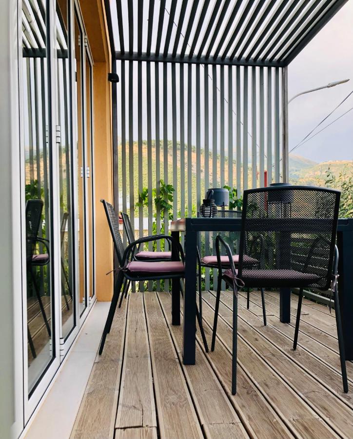 Tzavelitiko Home Himare Esterno foto
