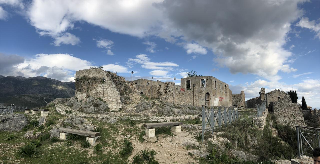 Tzavelitiko Home Himare Esterno foto