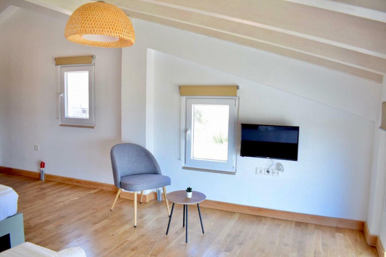 Tzavelitiko Home Himare Esterno foto